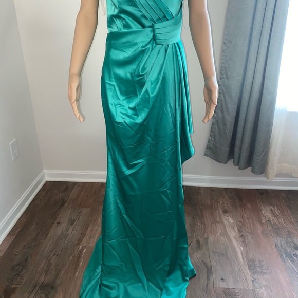 Green Turquoise Evening dress - Picture 3 of 5